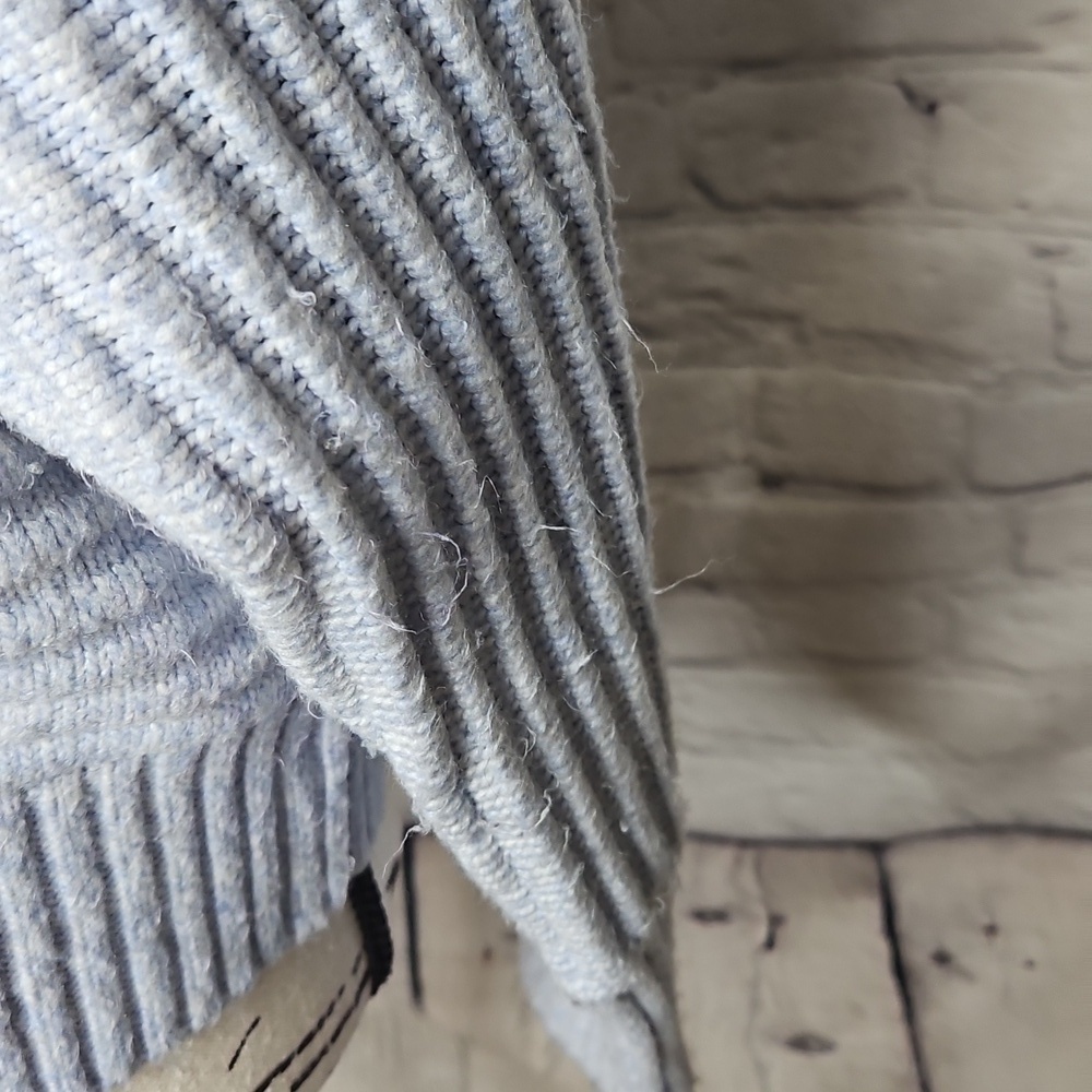 Sincerely Jules Cropped Ribbed Sweater Size Large - Picture 3 of 5